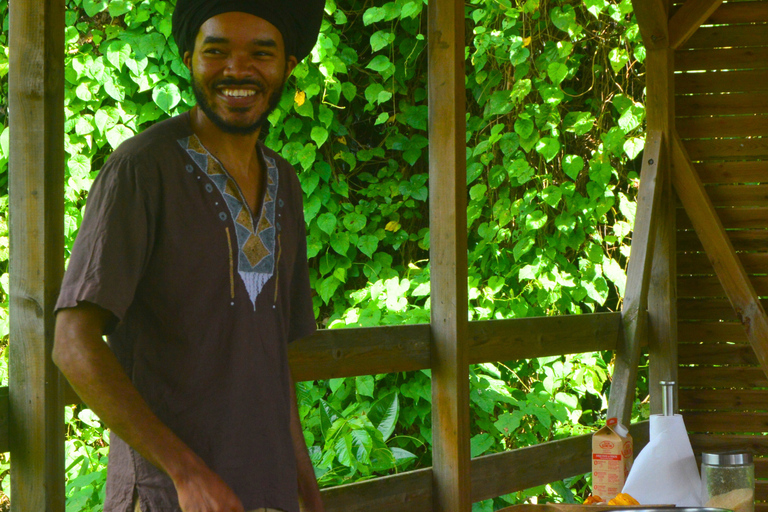 Cocoa Workshop - Discovery, Hands-on Experience, and Food Tasting in Goyave Cocoa Workshop - Discovery, Hands-on Practice, and Tasting in Goyave
