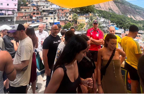 Rio de Janeiro: Private Rocinha Tour by Two Local Cousins