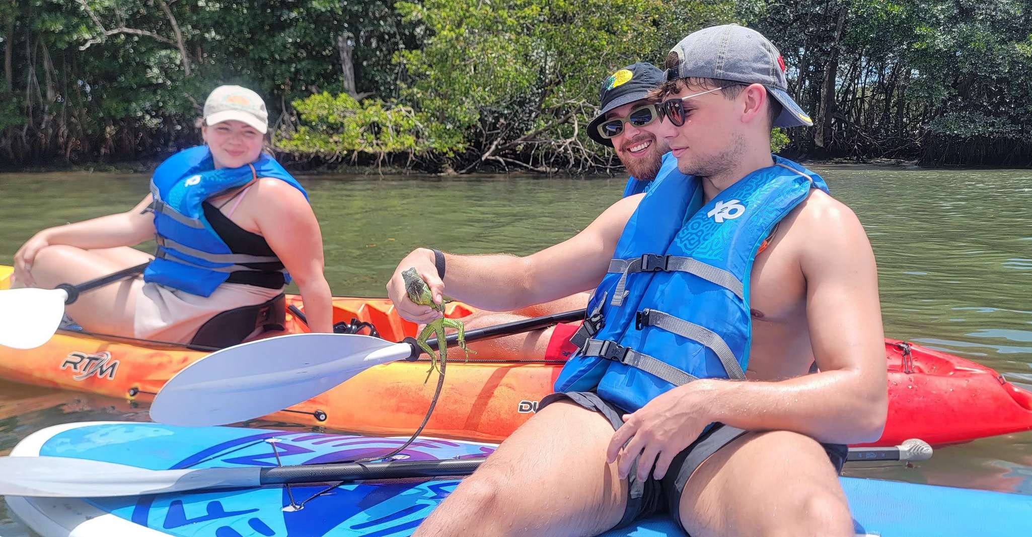 Miami: Biscayne Bay Ultimate Boat Tour with Kayak Experience photo 9