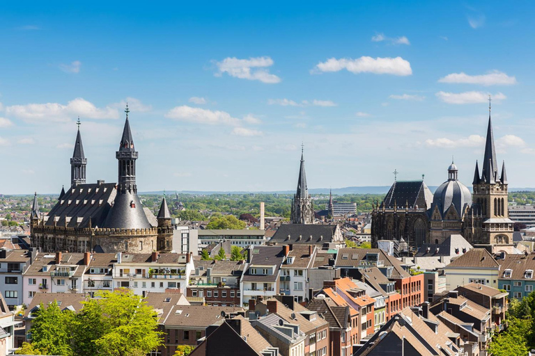 Aachen: Express Walk with a Local in 60 minutes