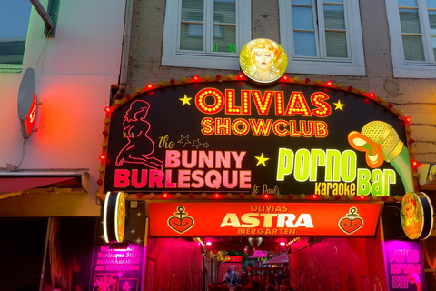 Hamburg: Pamela unpacks! - Kieztour with a drag queen Private tour: Pamela unpacks! - Kieztour with a drag queen