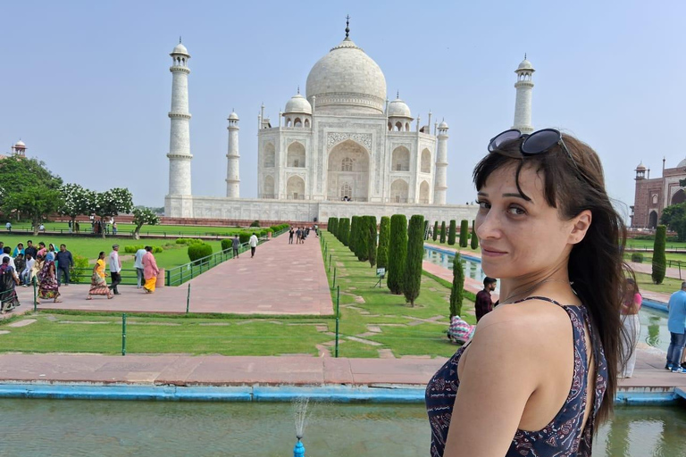 2-day Delhi & Taj Mahal tour: private car & expert guide. Tour with 5 Star Accommodation