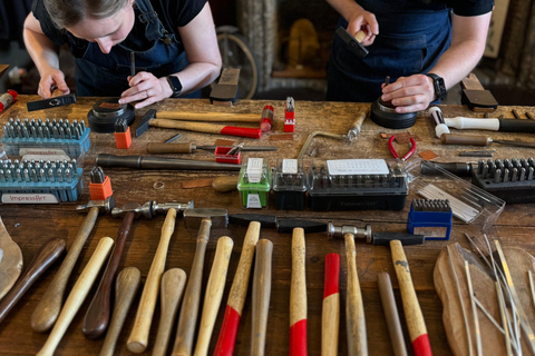 Bruges: Workshop de fabrico de anéis de prata