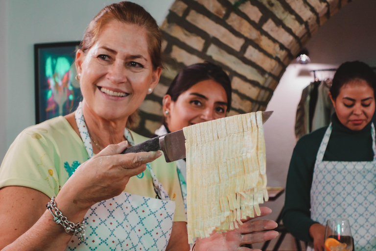 Rome: Pasta Cooking Class with Spritz Cocktails Private experience: Spritz and Spaghetti masterclass