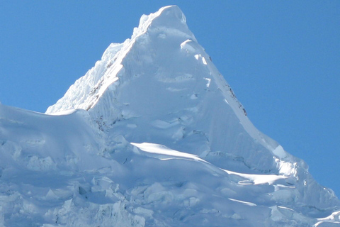 Huaraz: Spedizione escursionistica di 8 giorni nell&#039;Alpamayo