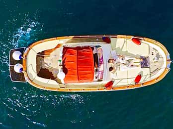 Capri: Tour of the island with caves and Faraglioni