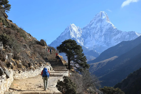 Nepal: 14-Day Everest Base Camp Trek with Lady Guide From Kathmandu : Guide+Permit Package