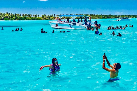 Aventura Exótica a Isla Saona: Paraíso en la Piscina Natural