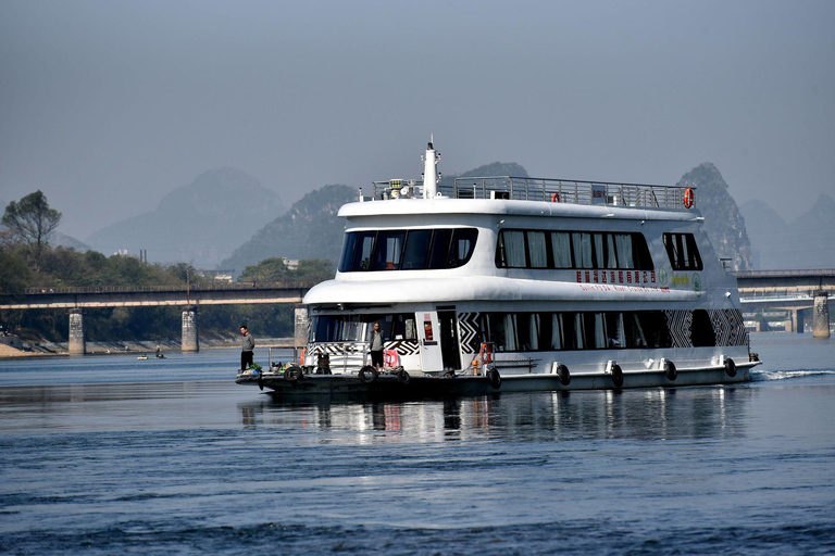 Guilin: Li River Cruise with Buffet Lunch and VIP Room