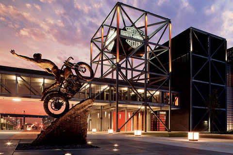 Chicago: Milwaukee Harley-Davidson Museum & Brewery Day Tour