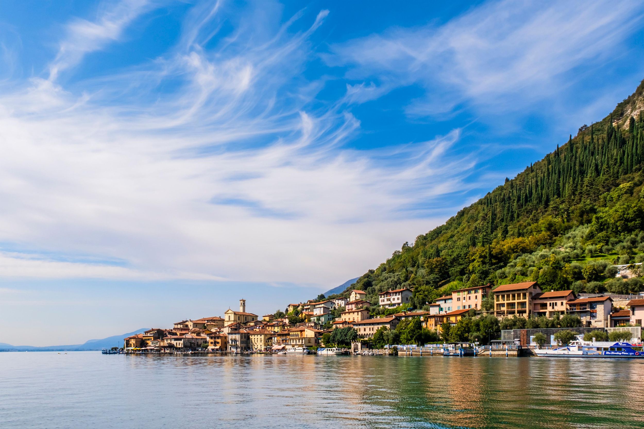 Sulzano: Wanderung auf der Insel Monte Isola und lokales Mittagessen