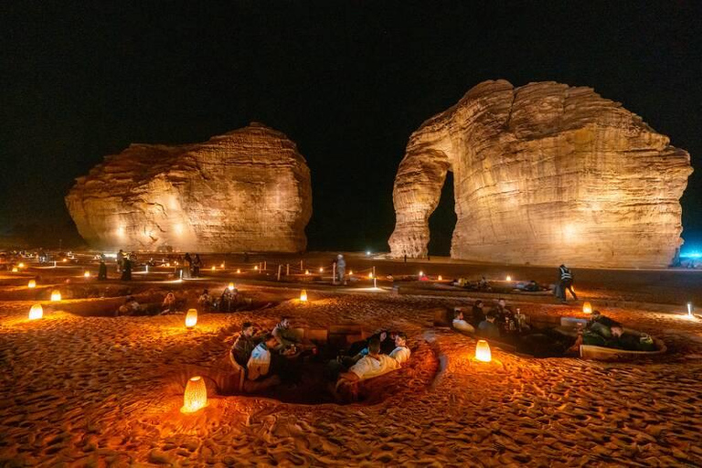 AlUla: Private Guided Tour with Transportation