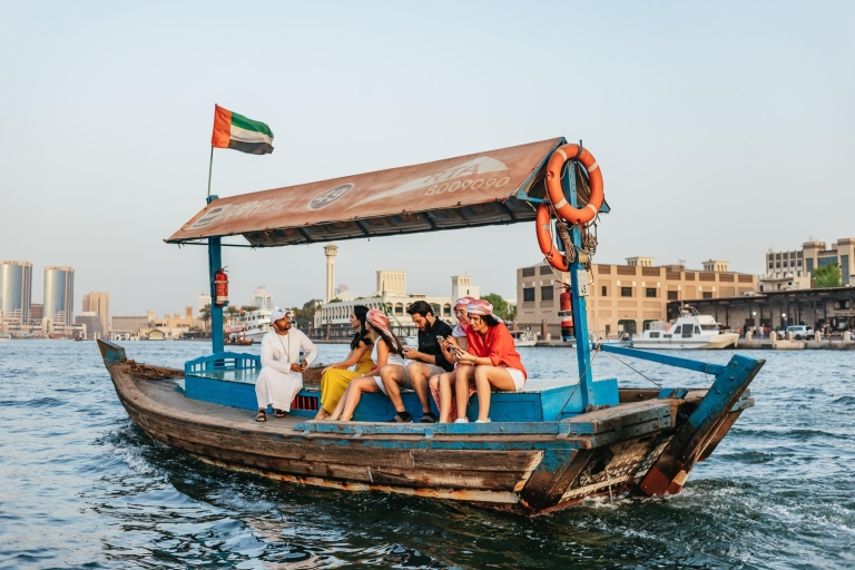 Dubai: Descubre el arroyo y los zocos de Dubai con comida callejeraTour en grupo en italiano desde el punto de encuentro