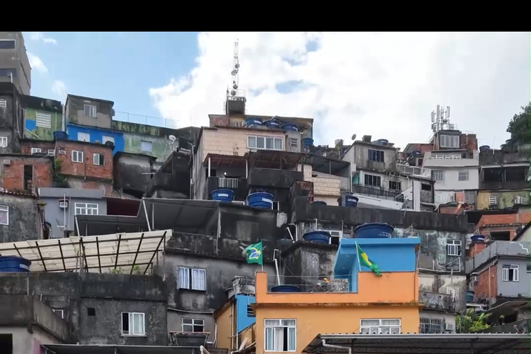 Rio: Rocinha Favela Tour with Local Guide & Capoeira