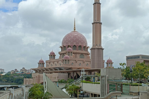 Kuala Lumpur: Tour di Putrajaya con servizio di prelievo in hotel