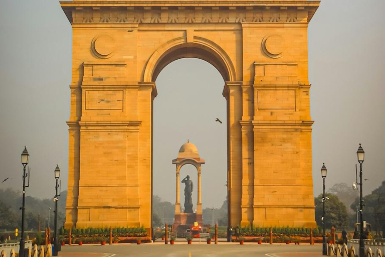 Delhi: India Gate & National War Memorial Walking Tour Walking Tour with Meeting Point