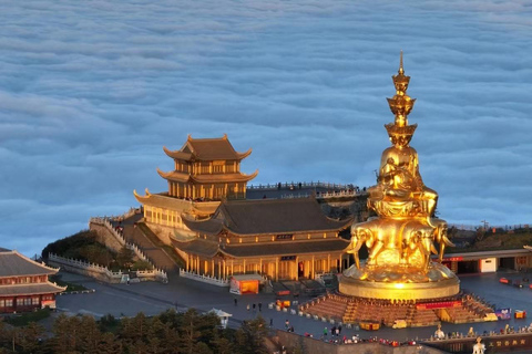 Chengdu: Leshan Buddha and Emeishan Guided 2-Day Trip