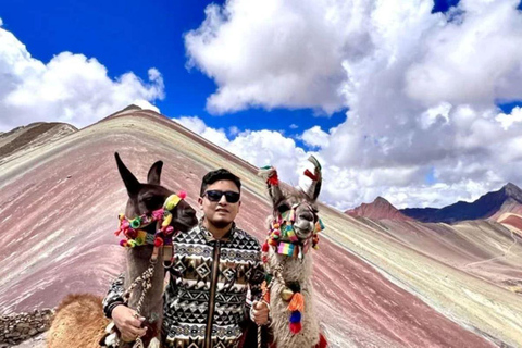 Private : Walk to Ausangate + Rainbow Mountain for 2 Days