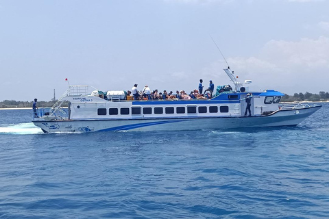 Gili Trawangan: Fast Boat Transfer to Padang Bai with love Padang Bai: Fast Boat Transfer to Gili Trawangan with love