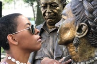 Mexico City, Coyoacan Walking Tour with Frida Kahlo Museum - Housity