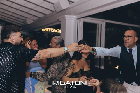 Ibiza: Dinner with Live Show & DJ at an Italian Restaurant and Nightclub Ibiza: Dinner, Live Show & DJ at Italian Restaurant and Nightclub