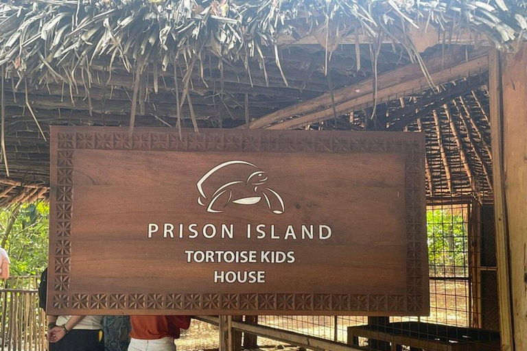 ZANZIBAR: Spice Farm Tour + Lunch & Prison Island Boat Trip