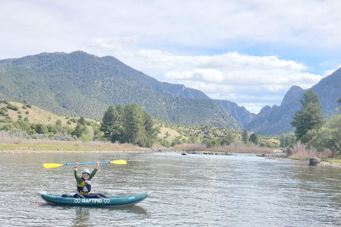 Kayak sur le magnifique fleuve Colorado supérieur - 1/2 journée guidée