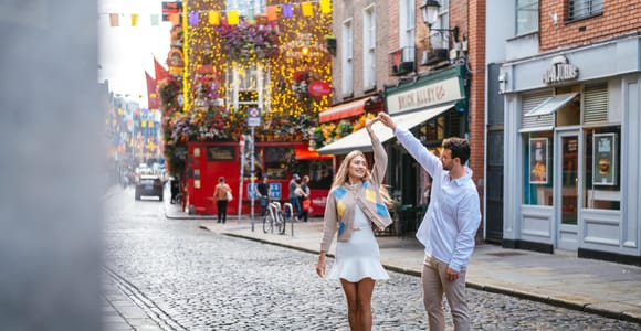 Dublin: Private Photography Session for Couples & Visitors