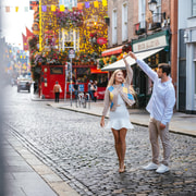 Dublin: Private Photography Session for Couples & Visitors