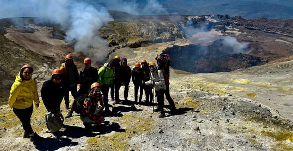 Mount Etna South:Summit Craters Tour in Cable Car & 4x4 Jeep