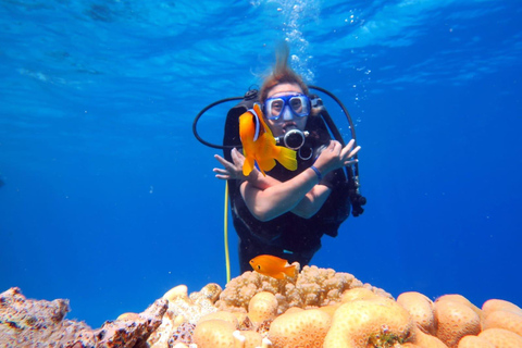 Hurghada: Intro Diving & Snorkeling Tour with Lunch & Drinks Hurghada: Introduction dive & Snorkeling Cruise with Lunch