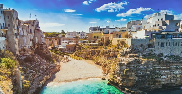 Bari Guided Shore Excursion: Matera, Alberobello & Polignano