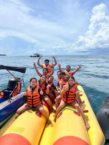Boracay: Banana Boat Adventure