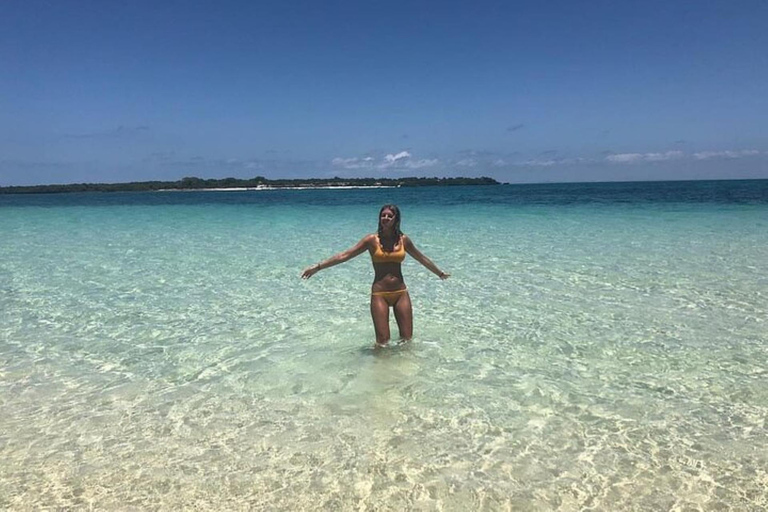 زنجبار: سوبر زانزي ناكوبيندا وجزيرة السجن والمدينة الحجرية