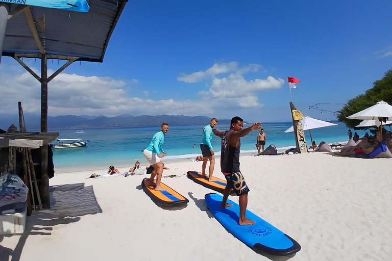 Gili Trawangan: Private Surf Lesson with Local Instructor Gili Trawangan: Private Surf Lesson with Local Instructor