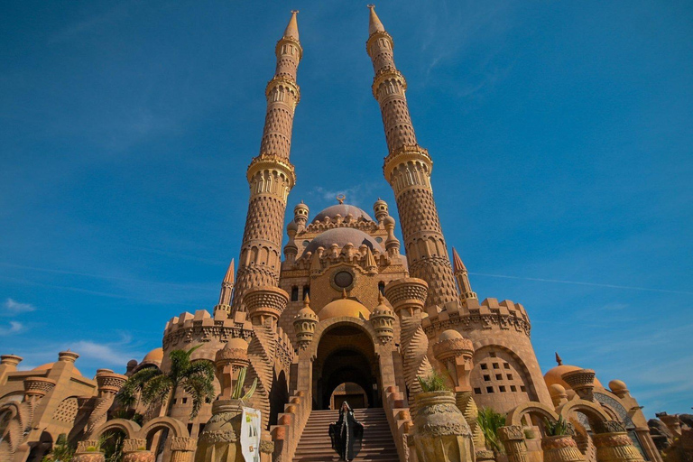 Sharm: Private Photoshoot with Hotel Pickup and Drop-off Private 3-Hour Photoshoot in 3 Locations