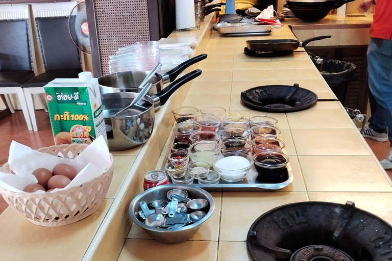 Phuket: Authentic Thai Cooking Class with Thai Local Family