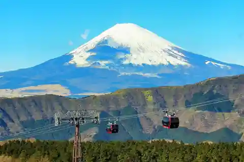 From Tokyo: Hakone Day Trip with Lake Ashinoko Boat Cruise