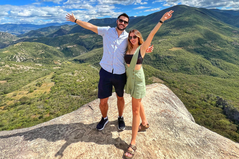 Oaxaca: Monte Albán, Hierve el agua, Mezcal and Teotitlán