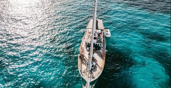 Sliema: Three Bay Cruise with Lunch & Optional Transfers