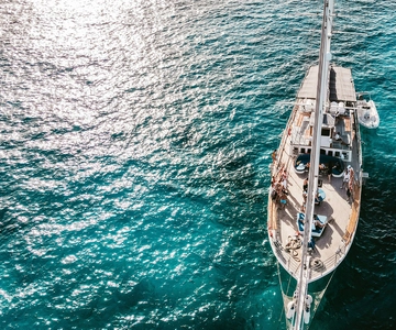 Sliema: Three Bay Cruise with Lunch & Optional Transfers