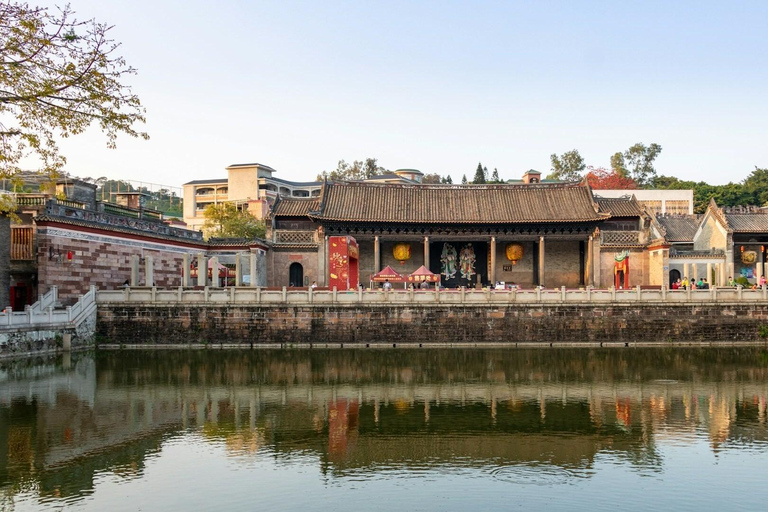 Guangzhou: Shunde Water Town & Food Private Day Trip