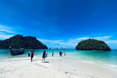 Desde Krabi: Excursión de un día a las Islas Phi Phi y las 4 Islas Early BirdDesde Krabi: Crucero de un día por las islas Phi Phi y almuerzo