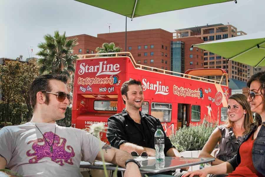 Hollywood: Villen der Stars & Hop-On/Hop-Off-Bus-Paket. Foto: GetYourGuide