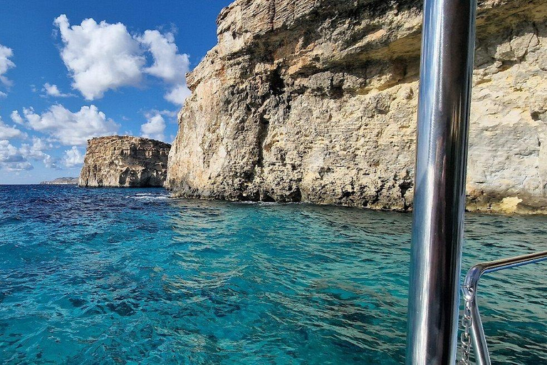 Comino : croisière en bateau vers le lagon bleu, le lagon de cristal et les grottes