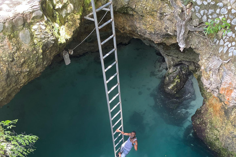 Farma marihuany w Negril, źródło mineralne i Rick's Cafe TourZ Negril