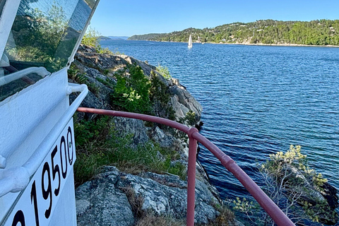 From Oslo: Drøbak and Oscarsborg Fortress Day Trip