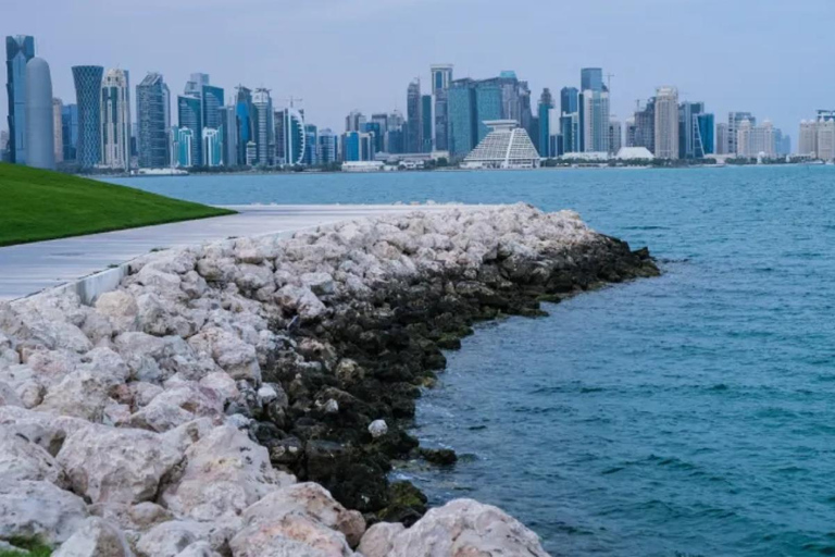 Doha : Visite privée des hauts lieux de la ville avec croisière en bateau Dhow