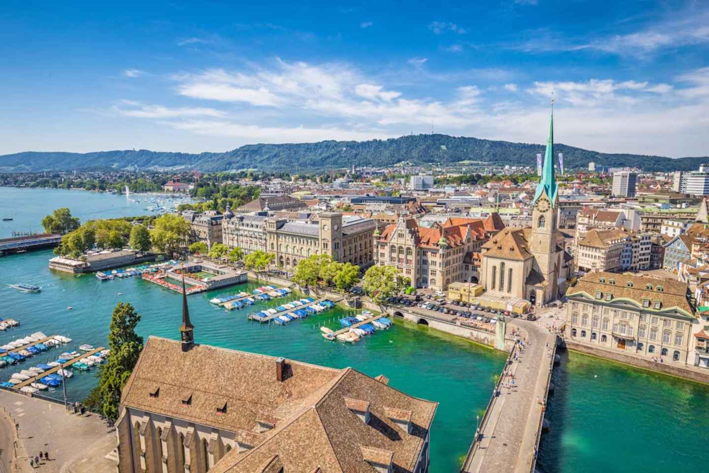 From Basel: Zurich Tour with Chocolate tasting & Lake Cruise