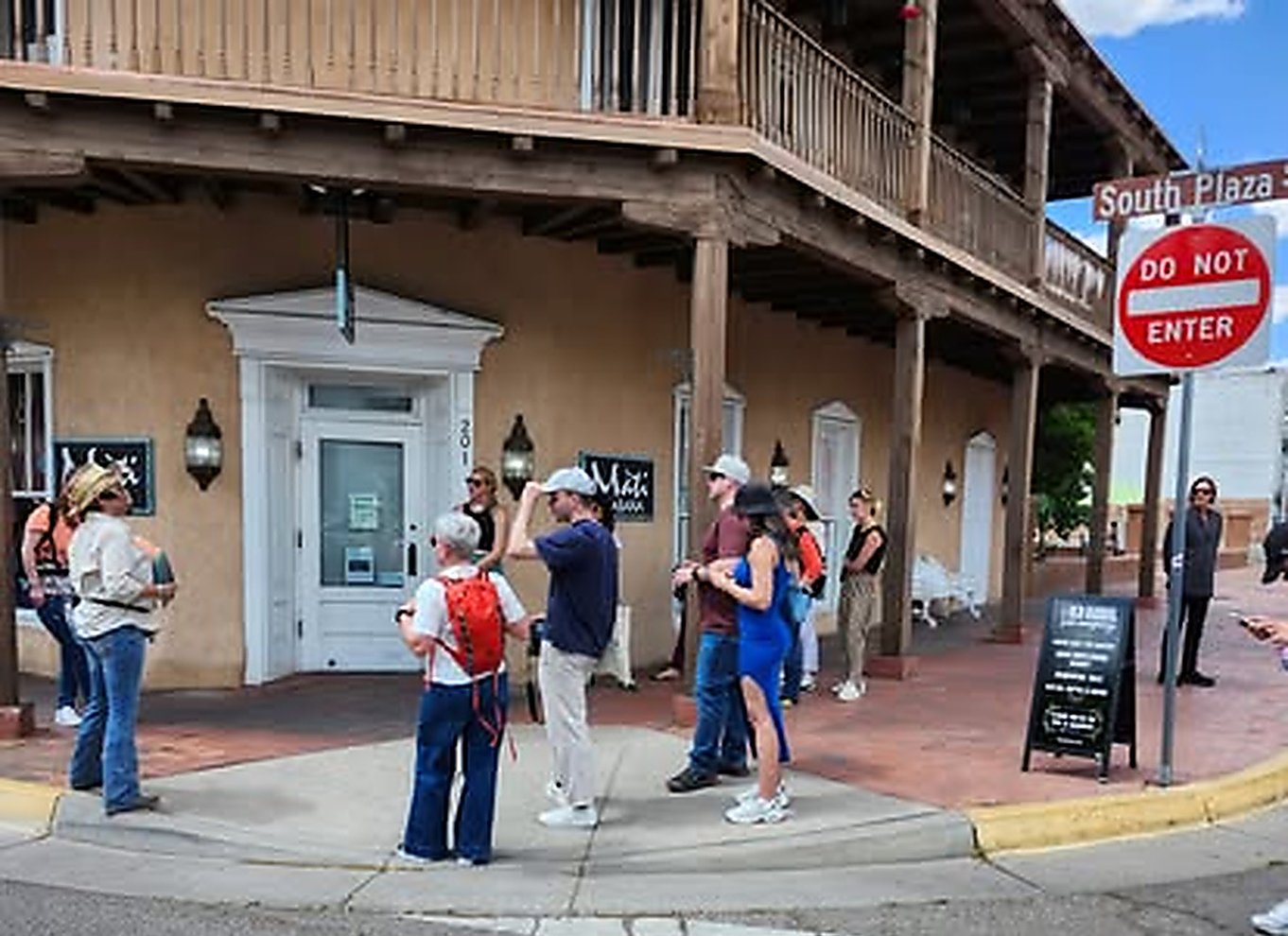 Albuquerque: 12.00 Old Town History, Legends & Lore Tour